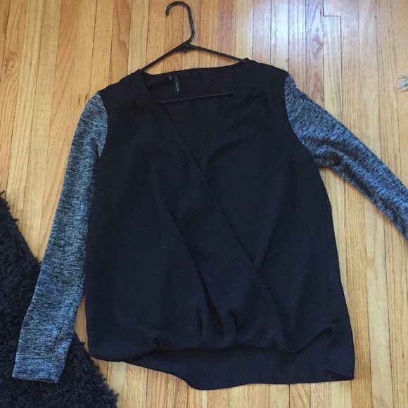 Sheer black long sleeve Maurices shirt - Picture 1 of 4